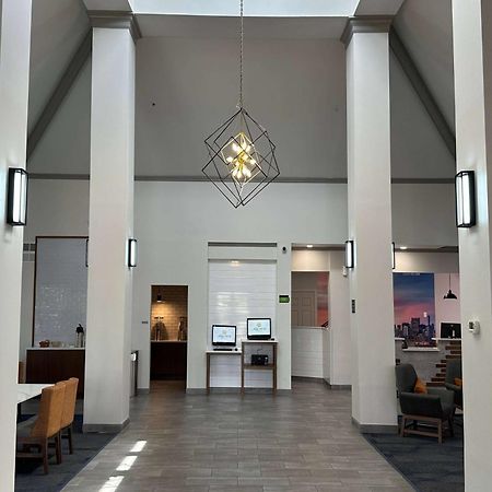 La Quinta Inn & Suites By Wyndham South Holland Buitenkant foto
