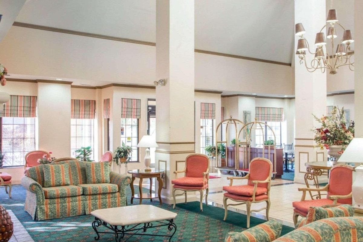 La Quinta Inn & Suites By Wyndham South Holland Buitenkant foto