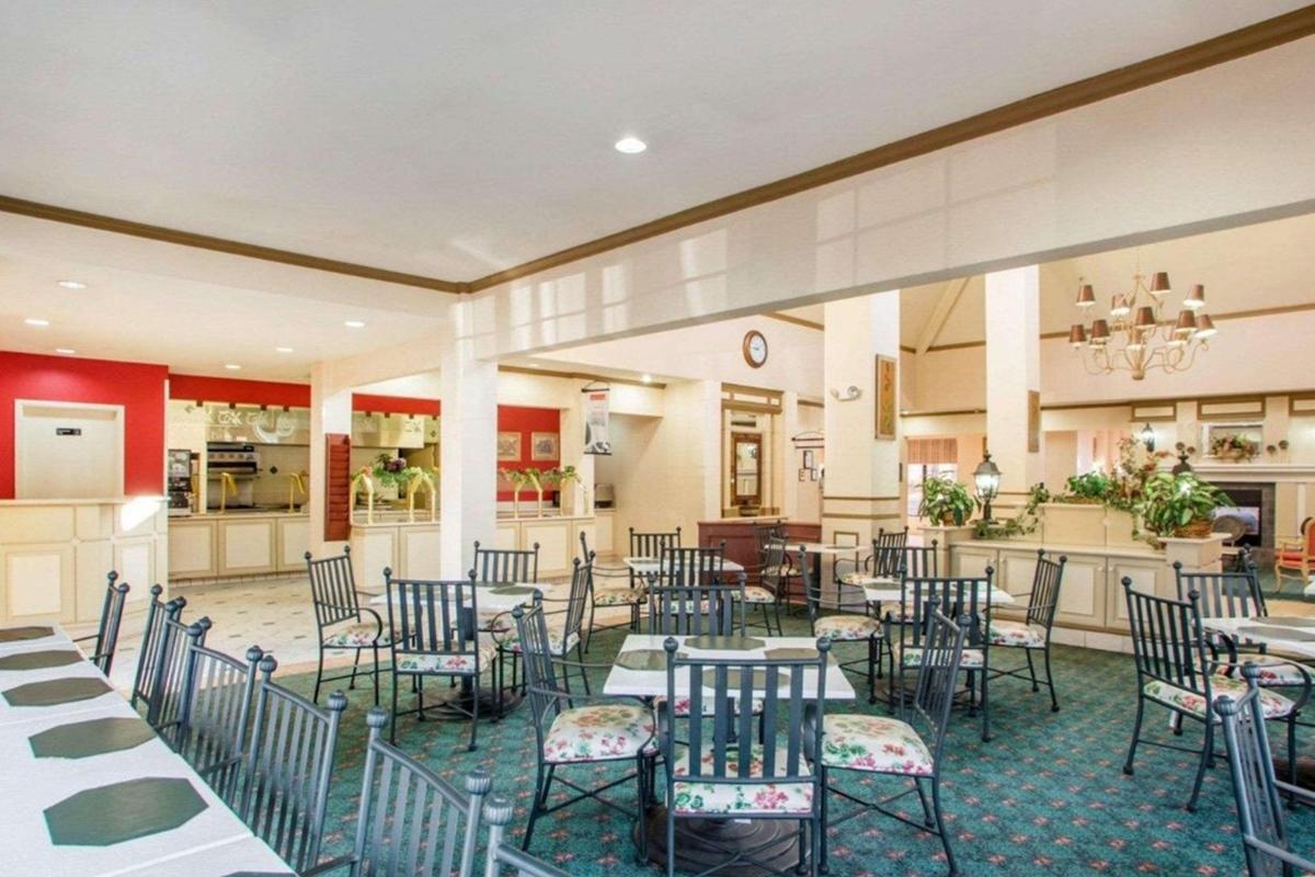 La Quinta Inn & Suites By Wyndham South Holland Buitenkant foto