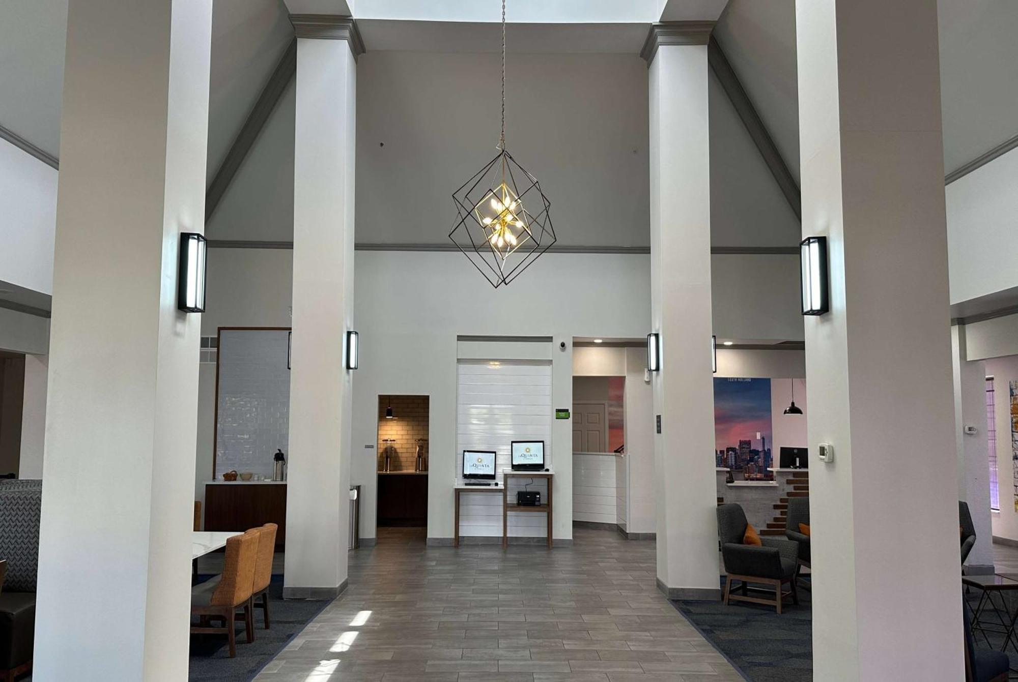 La Quinta Inn & Suites By Wyndham South Holland Buitenkant foto