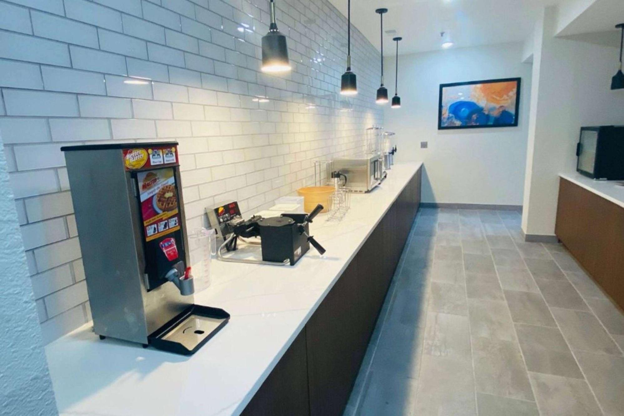 La Quinta Inn & Suites By Wyndham South Holland Buitenkant foto