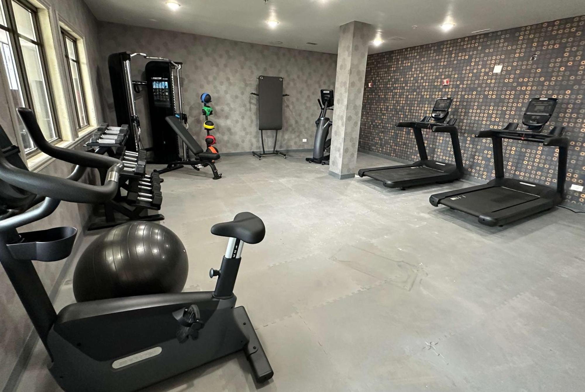 La Quinta Inn & Suites By Wyndham South Holland Buitenkant foto