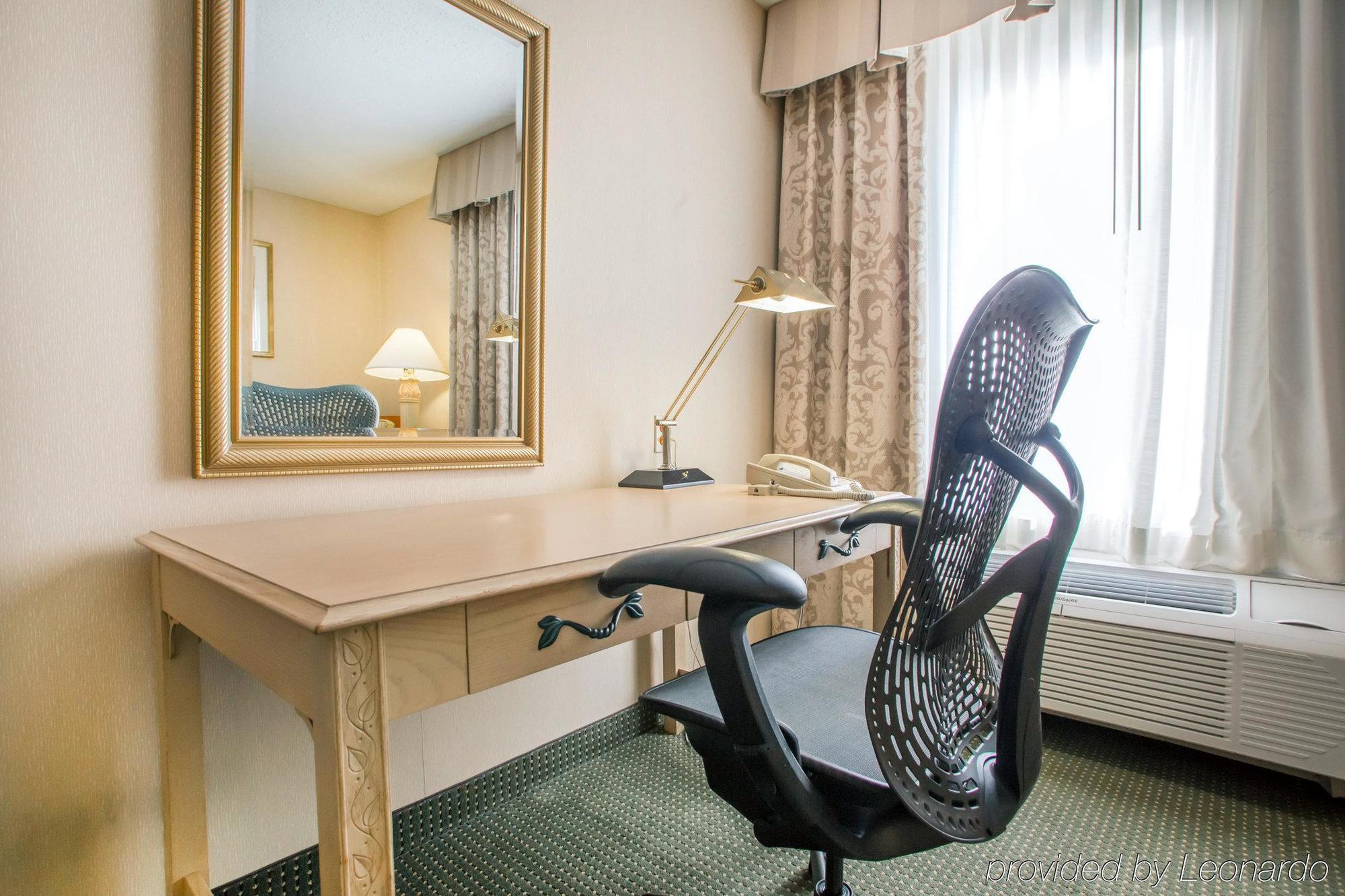 La Quinta Inn & Suites By Wyndham South Holland Buitenkant foto