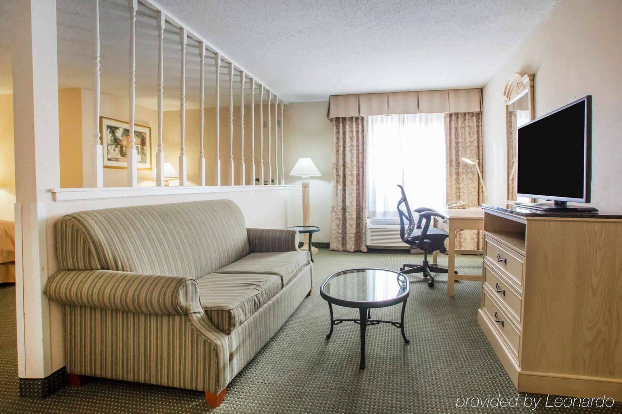 La Quinta Inn & Suites By Wyndham South Holland Buitenkant foto